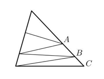 Треугольник разбит на 5 треугольников равной площади, как показано на рисунке. Найдите AB:BC.